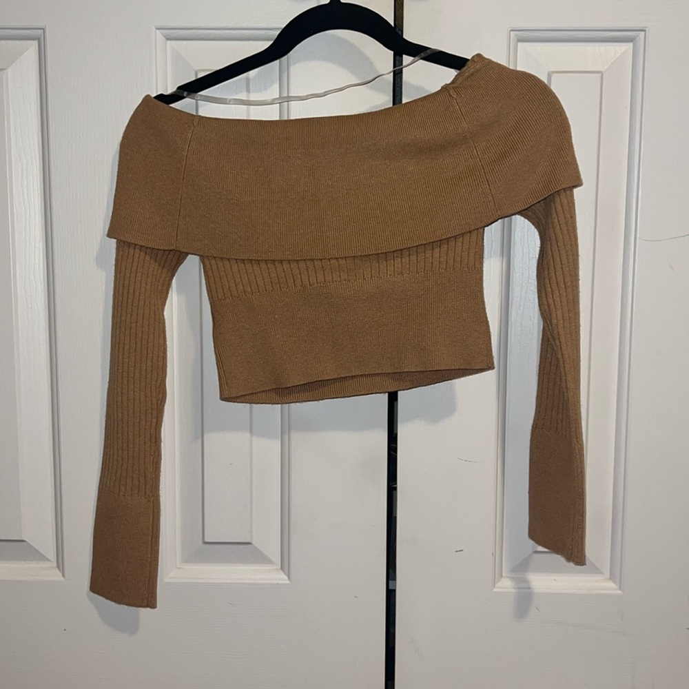Tan off the should sweater never worn with tag